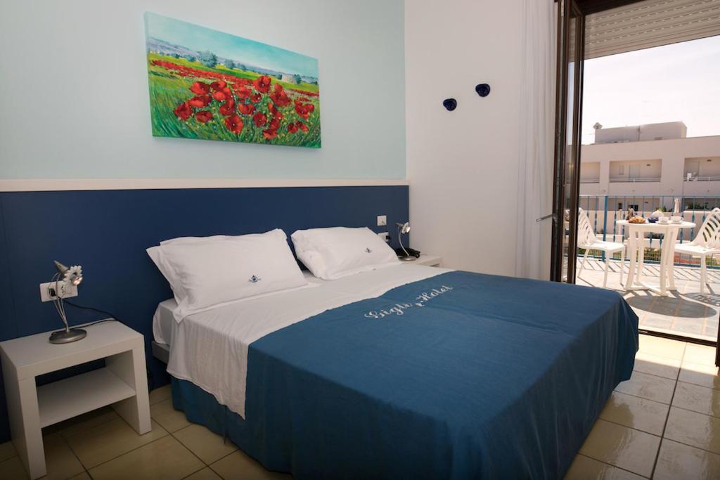 Gigli Hotel Salento Marina Di Pescoluse Exterior photo