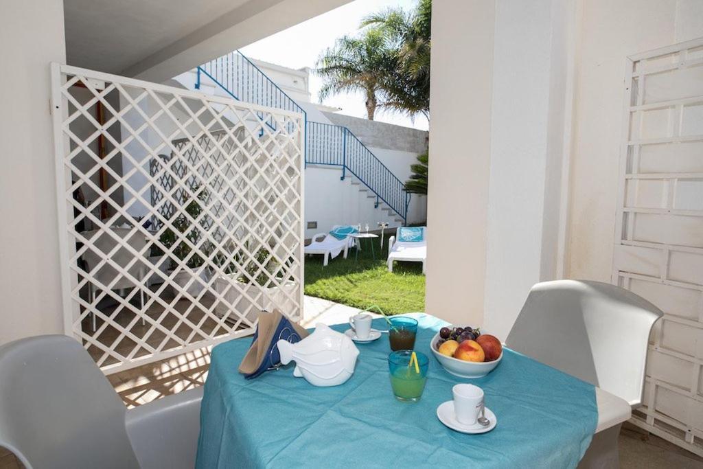 Gigli Hotel Salento Marina Di Pescoluse Exterior photo