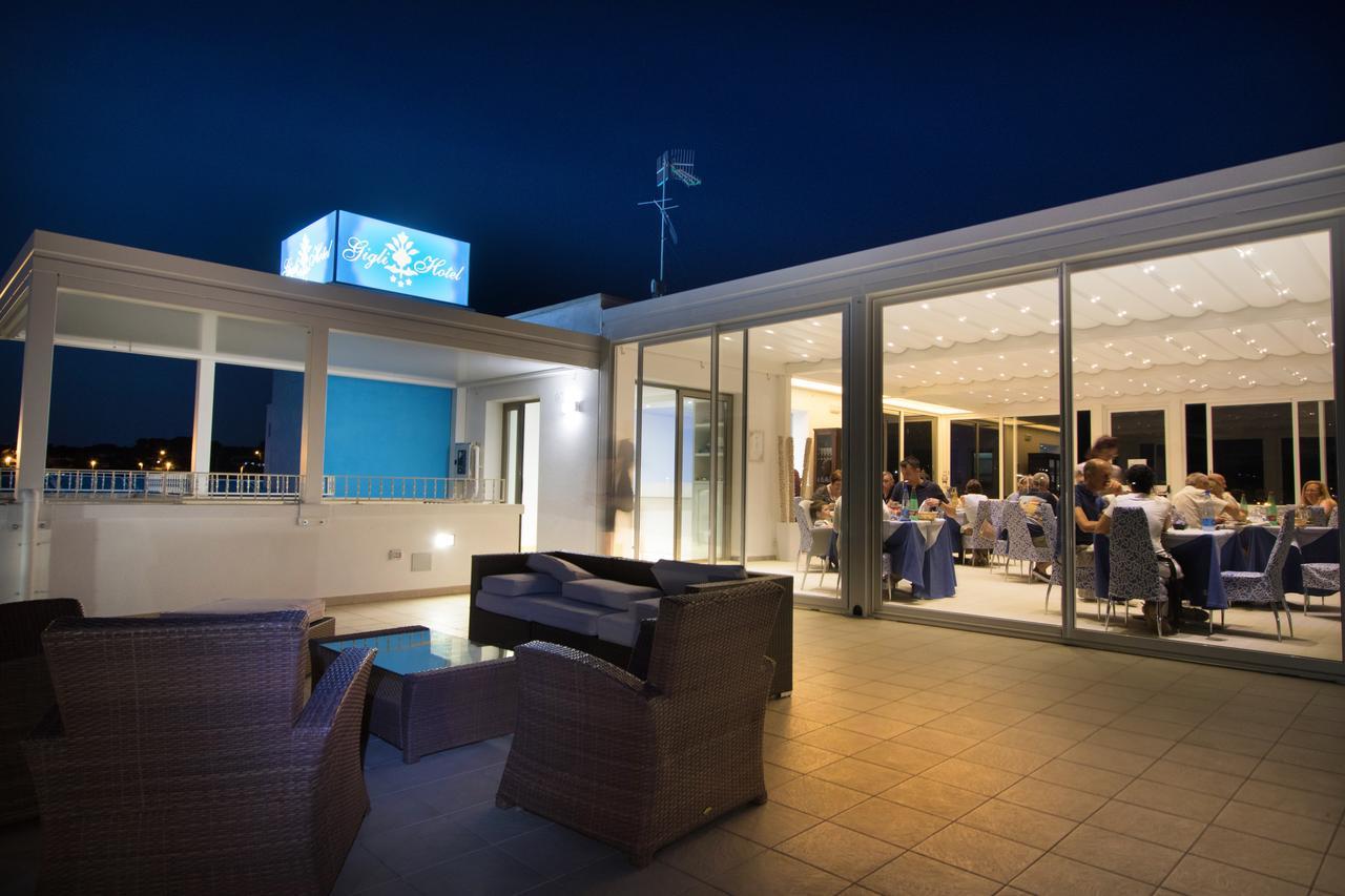 Gigli Hotel Salento Marina Di Pescoluse Exterior photo