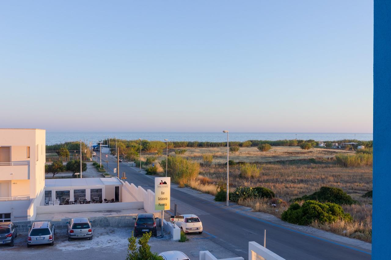 Gigli Hotel Salento Marina Di Pescoluse Exterior photo